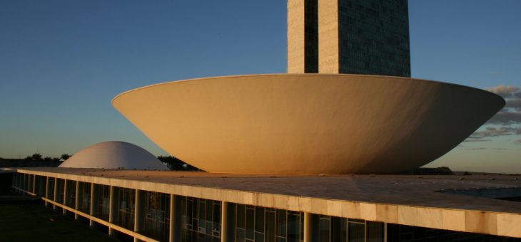 Vetos ao PL 576/2021 dividem setor energético e podem evitar custo de R$ 545 bi