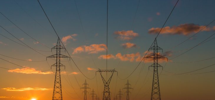 Governo planeja investir R$ 120 bi no setor de distribuição de energia